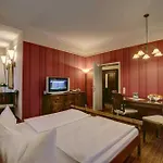 Strandhotel Nordischer Hof Hotel
