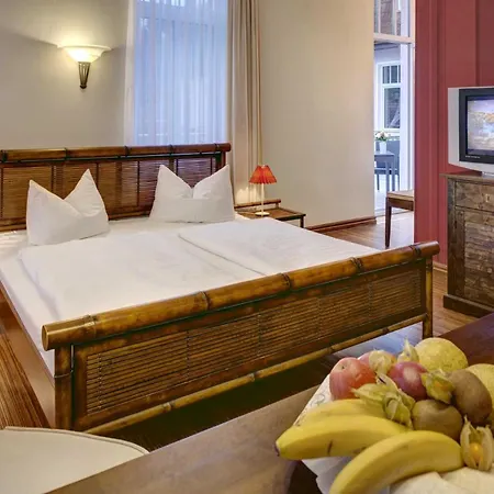 Strandhotel Nordischer Hof ホテル 3*