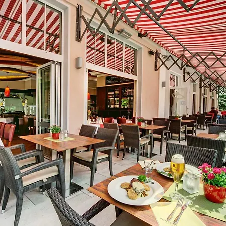 Hotel Strandhotel Nordischer Hof 3*