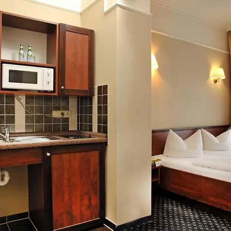 ホテル Strandhotel Nordischer Hof 3*